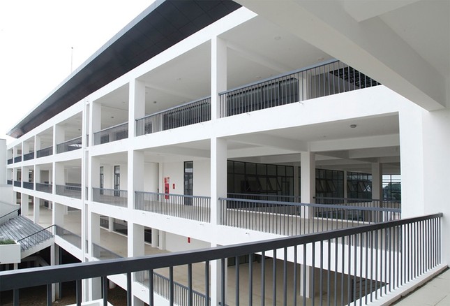 Thiết kế “chất nhất Vịnh Bắc Bộ”, 4 trường THPT chuyên khiến teen ngắm ảnh cũng phải GATO ảnh 17