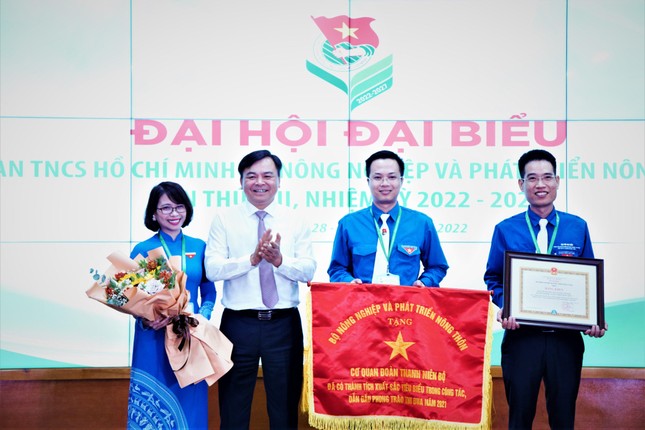 Anh Tạ Hồng Sơn tái đắc cử Bí thư Đoàn Thanh niên Bộ Nông nghiệp và Phát triển nông thôn ảnh 1