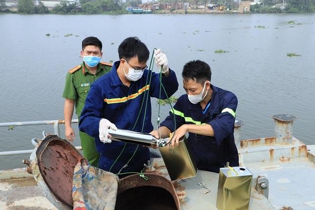 Truy tố 74 bị can trong vụ buôn lậu trên 200 triệu lít xăng ảnh 3