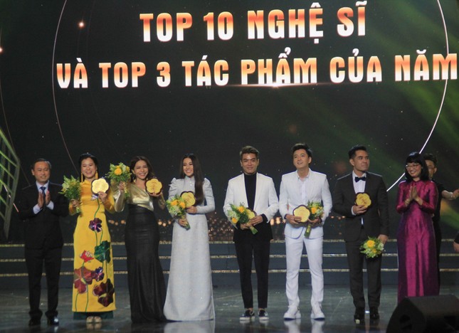 Dàn sao hội tụ tại Lễ trao giải Mai Vàng lần thứ 24 ảnh 20