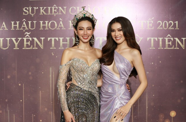 Toàn cảnh cuộc hội ngộ đầy xúc cảm của Hoa hậu Thùy Tiên với người hâm mộ quê nhà ảnh 16