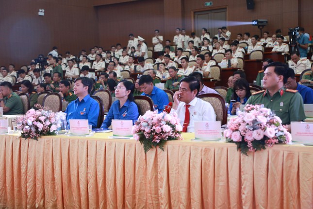 Đại úy Đặng Văn Thắng tái đắc cử Bí thư Đoàn Công an TPHCM khóa X ảnh 1