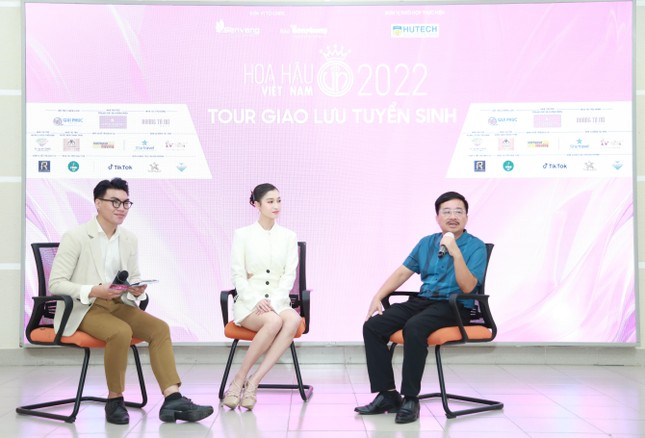 Á hậu Phương Nhi trong buổi tuyển sinh Hoa hậu Việt Nam 2022 ảnh 3
