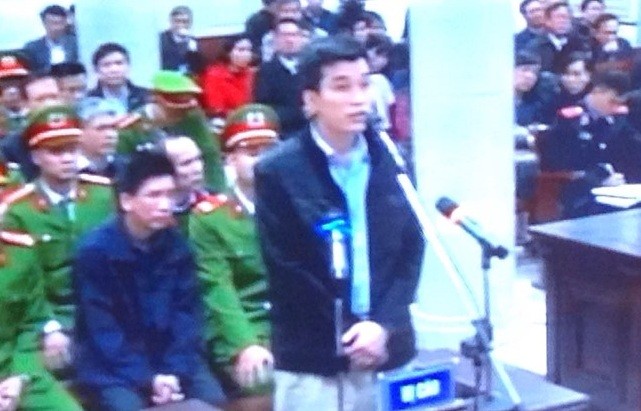 'PVC như con tàu đắm, ai vớt được gì thì vớt' ảnh 1