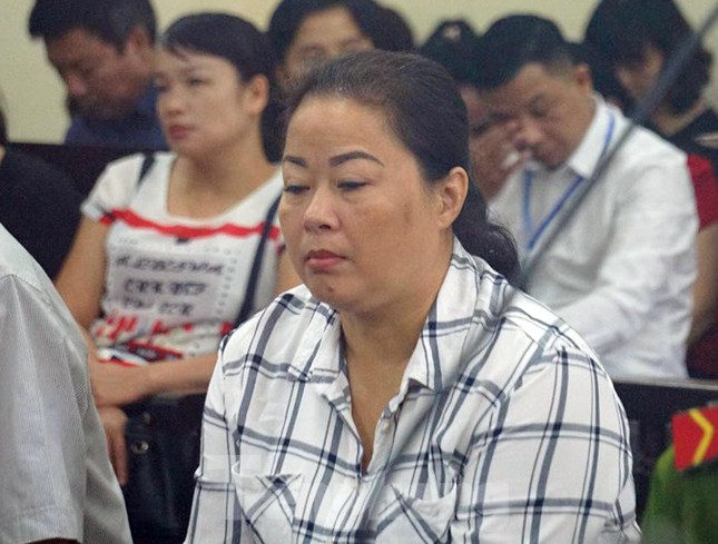 'Bà trùm' nhờ nâng điểm cho người thân của hàng loạt cán bộ công an Hà Giang ảnh 2
