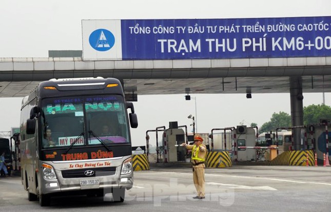 Gửi thông báo về cơ quan nếu cán bộ, đảng viên vi phạm nồng độ cồn ảnh 1
