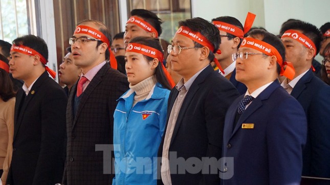 Đông đảo bạn trẻ tham gia hiến máu cứu người tại Đại học Hải Phòng ảnh 2