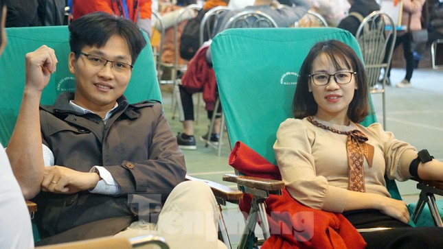 Đông đảo bạn trẻ tham gia hiến máu cứu người tại Đại học Hải Phòng ảnh 12