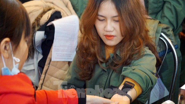 Đông đảo bạn trẻ tham gia hiến máu cứu người tại Đại học Hải Phòng ảnh 6