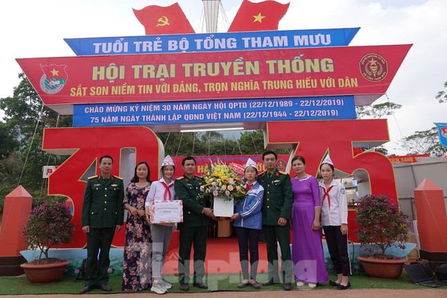 Đặc sắc hội trại của tuổi trẻ Quân đội ảnh 4