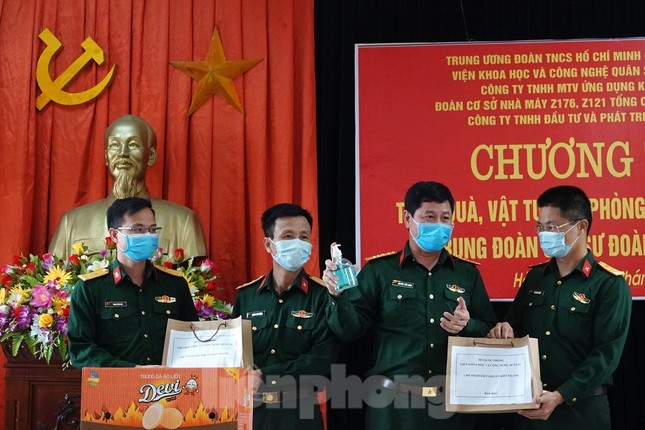 Tiếp sức bộ đội và nhân dân chống dịch Covid-19 ảnh 4