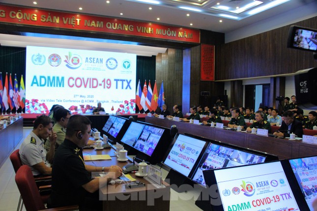 Quân y ASEAN diễn tập 3 kịch bản ứng phó COVID-19 ảnh 1