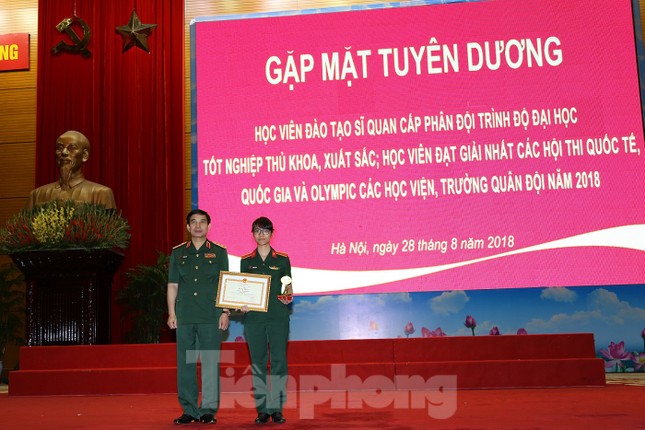 Bóng hồng Quân đội duy nhất dự Đại hội Thanh niên tiên tiến làm theo lời Bác ảnh 2