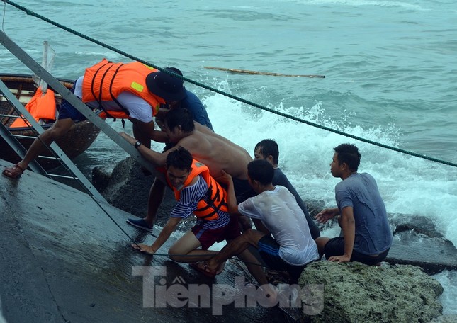 Chuẩn Đô đốc Ngô Văn Thuân: Còn người, còn biển đảo ảnh 3