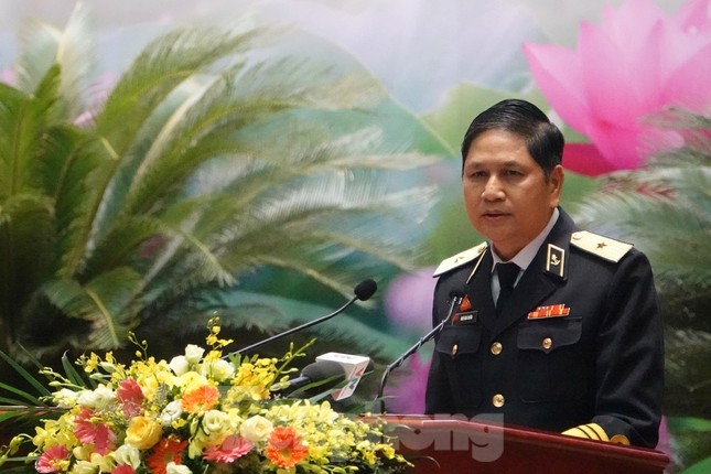 Chuẩn Đô đốc Ngô Văn Thuân: Còn người, còn biển đảo ảnh 2