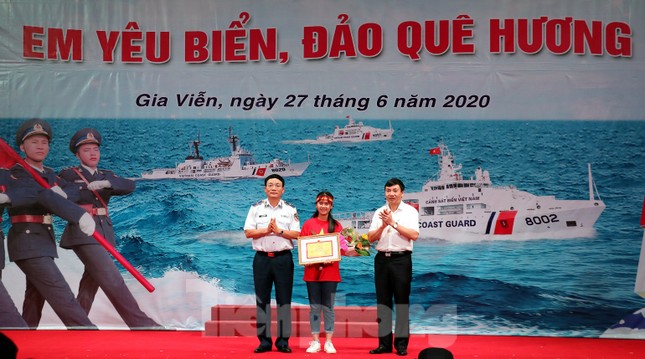 Bồi đắp tình yêu biển đảo cho học sinh ảnh 2