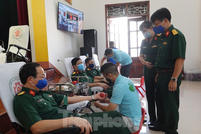 Tuổi trẻ Z115 ‘Sẻ giọt máu đào - Trao niềm hy vọng’ ảnh 2