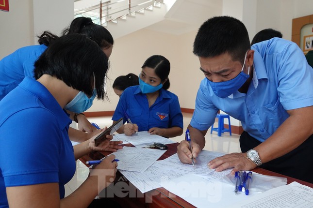 Tuổi trẻ Z115 ‘Sẻ giọt máu đào - Trao niềm hy vọng’ ảnh 3