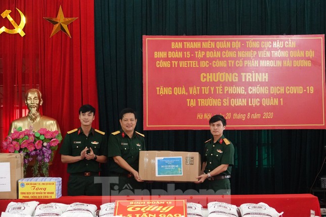 Chung tay đánh bay đại dịch COVID-19 ảnh 3