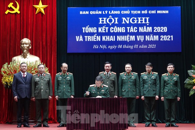 Thượng tướng Hoàng Xuân Chiến: Cần có Pháp lệnh Bảo vệ Lăng Chủ tịch Hồ Chí Minh ảnh 2