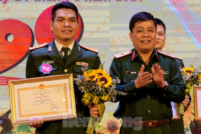 Sôi nổi hội thi cán bộ Đoàn giỏi ảnh 1