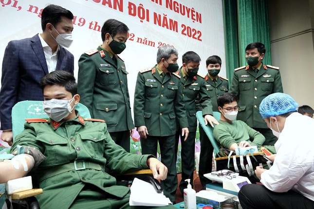 Tổng cục Chính trị phát động tuổi trẻ toàn quân hiến máu tình nguyện năm 2022 ảnh 1
