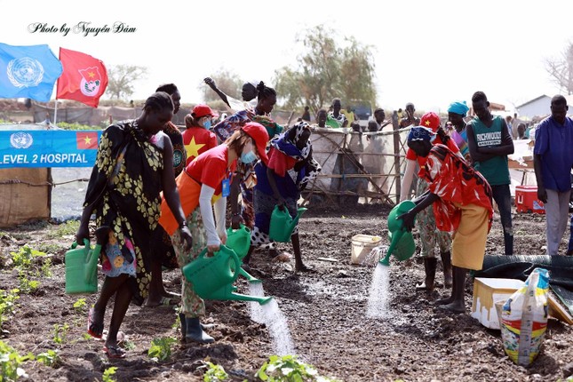 Đoàn viên ‘mũ nồi xanh’ mừng sinh nhật Đoàn bằng phần việc ý nghĩa ở Nam Sudan ảnh 1