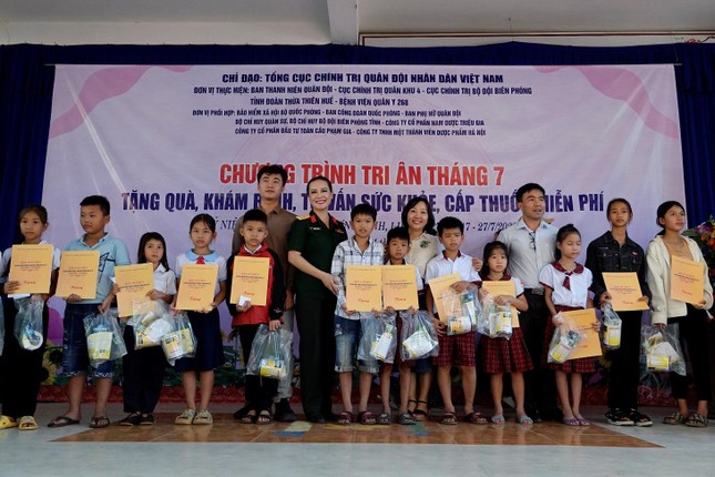 Hành trình tri ân của tuổi trẻ Quân đội và tỉnh Thừa Thiên Huế ảnh 9