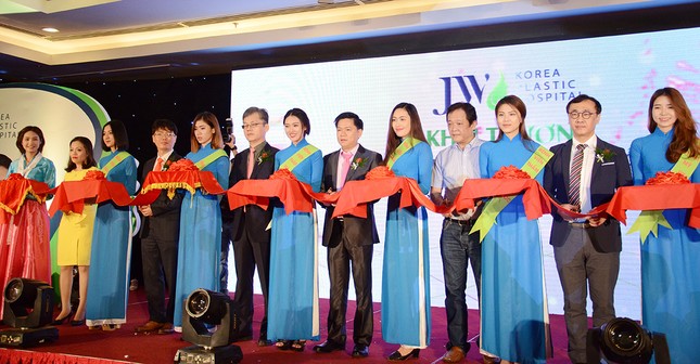 Ra mắt bệnh viện thẩm mỹ chuẩn Hàn 5 Sao tại TP HCM ảnh 2