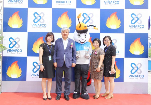 Vinafco khánh thành bến xe tải và dịch vụ công cộng Thanh Trì ảnh 1