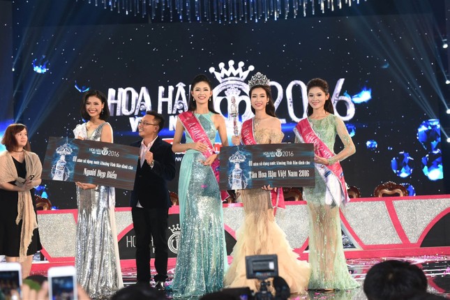 Khoảnh khắc quý của vẻ đẹp Việt trong cuộc thi HHVN 2016 ảnh 18