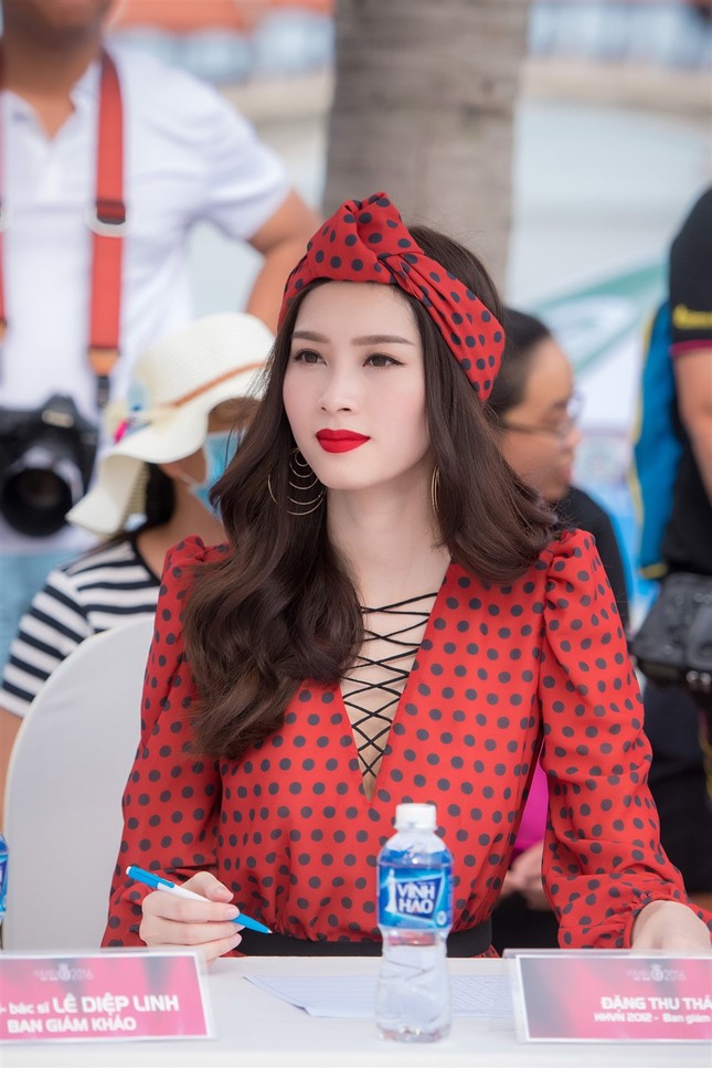 Khoảnh khắc quý của vẻ đẹp Việt trong cuộc thi HHVN 2016 ảnh 5
