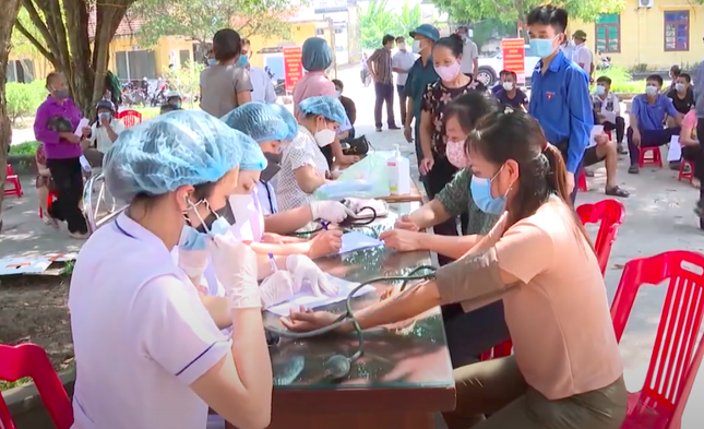 Số ca mắc mới tăng cao, Nam Định lập thêm bệnh viện điều trị bệnh nhân COVID-19 ảnh 5