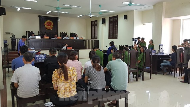Tuyên án tử hình bị cáo bơm xyanua vào trà sữa đầu độc chị họ ảnh 6