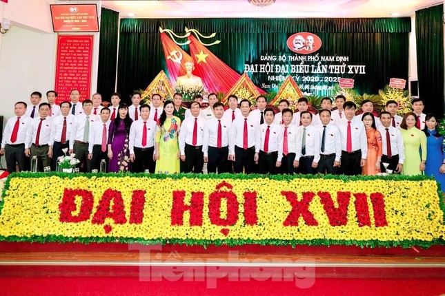 Ông Nguyễn Anh Tuấn được bầu làm Bí thư Thành uỷ Nam Định ảnh 4