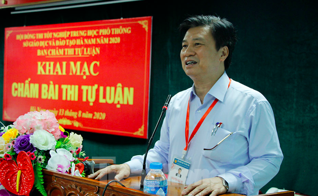 Thứ trưởng Bộ GD&ĐT lưu ý Hà Nam chấm thi tự luận ảnh 1