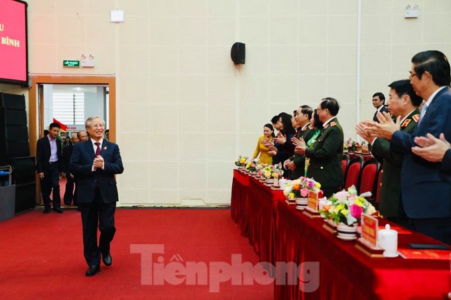 Thường trực Ban Bí thư chỉ đạo Đại hội Đảng bộ Ninh Bình ảnh 2