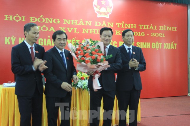 Ông Nguyễn Khắc Thận được bầu làm Chủ tịch UBND tỉnh Thái Bình ảnh 3