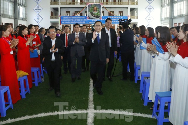 Chủ tịch MTTQ Trần Thanh Mẫn chúc mừng Giáng sinh tại giáo phận Bùi Chu và Thái Bình ảnh 1