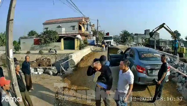 Chủ tịch tỉnh Thái Bình yêu cầu điều tra, xử lý vụ côn đồ hành hung chủ xe khách ảnh 4