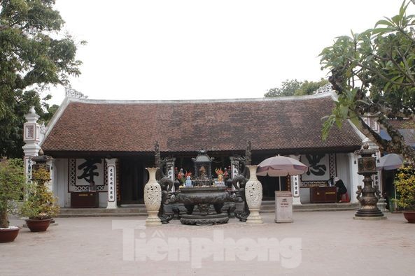 Lần đầu tiên đền Trần vắng nhất trong hơn 30 năm qua, phát ấn theo cách đặc biệt ảnh 1