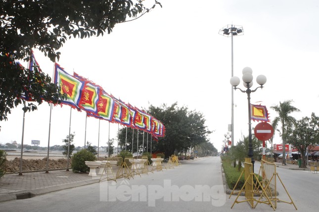 Lần đầu tiên đền Trần vắng nhất trong hơn 30 năm qua, phát ấn theo cách đặc biệt ảnh 3