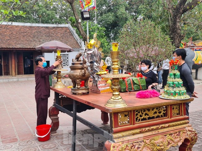 Lần đầu tiên đền Trần vắng nhất trong hơn 30 năm qua, phát ấn theo cách đặc biệt ảnh 21