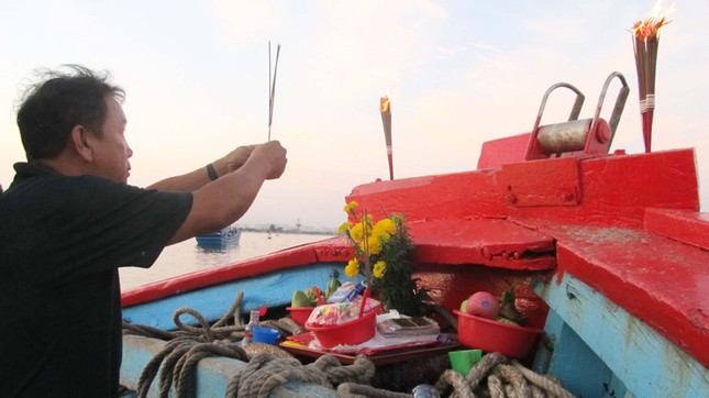 10 ngày cùng ngư dân giữa tọa độ “nóng” ảnh 2