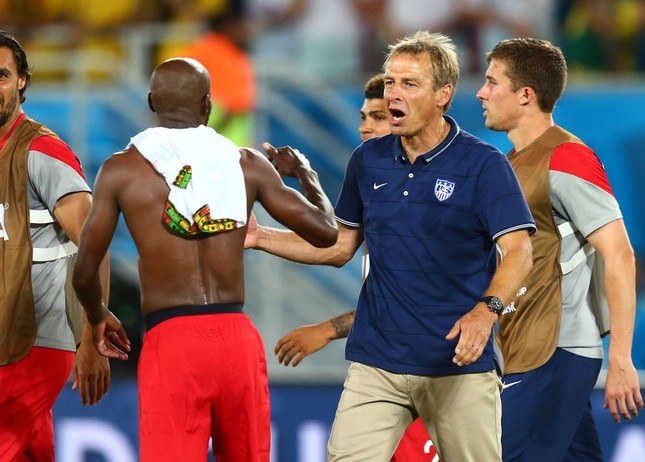 Klinsmann: Đời người là một chiếc tàu lượn ảnh 2