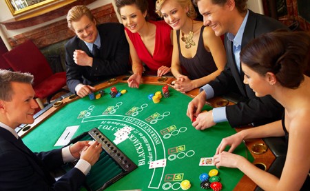 Người Việt cần bao tiền để được vào chơi casino? ảnh 1