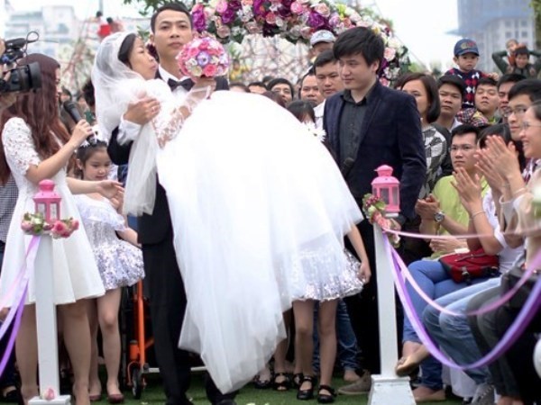 Mỹ Tâm giành giải “Nghệ sỹ ấn tượng nhất VTV 2014“ ảnh 1