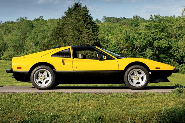 Bộ sưu tập siêu xe Ferrari màu vàng lớn nhất thế giới ảnh 5