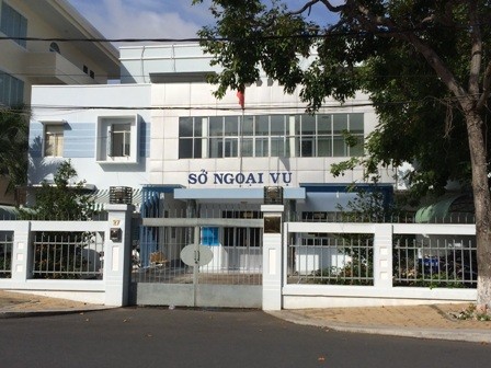 Buộc thôi việc cán bộ Sở Ngoại vụ trốn ở lại Mỹ ảnh 1