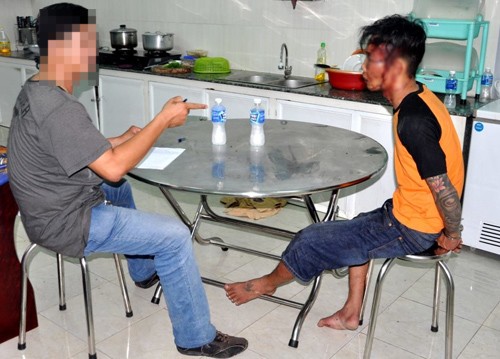 Hình ảnh nhóm giang hồ bắn trả cảnh sát bị khống chế ảnh 6